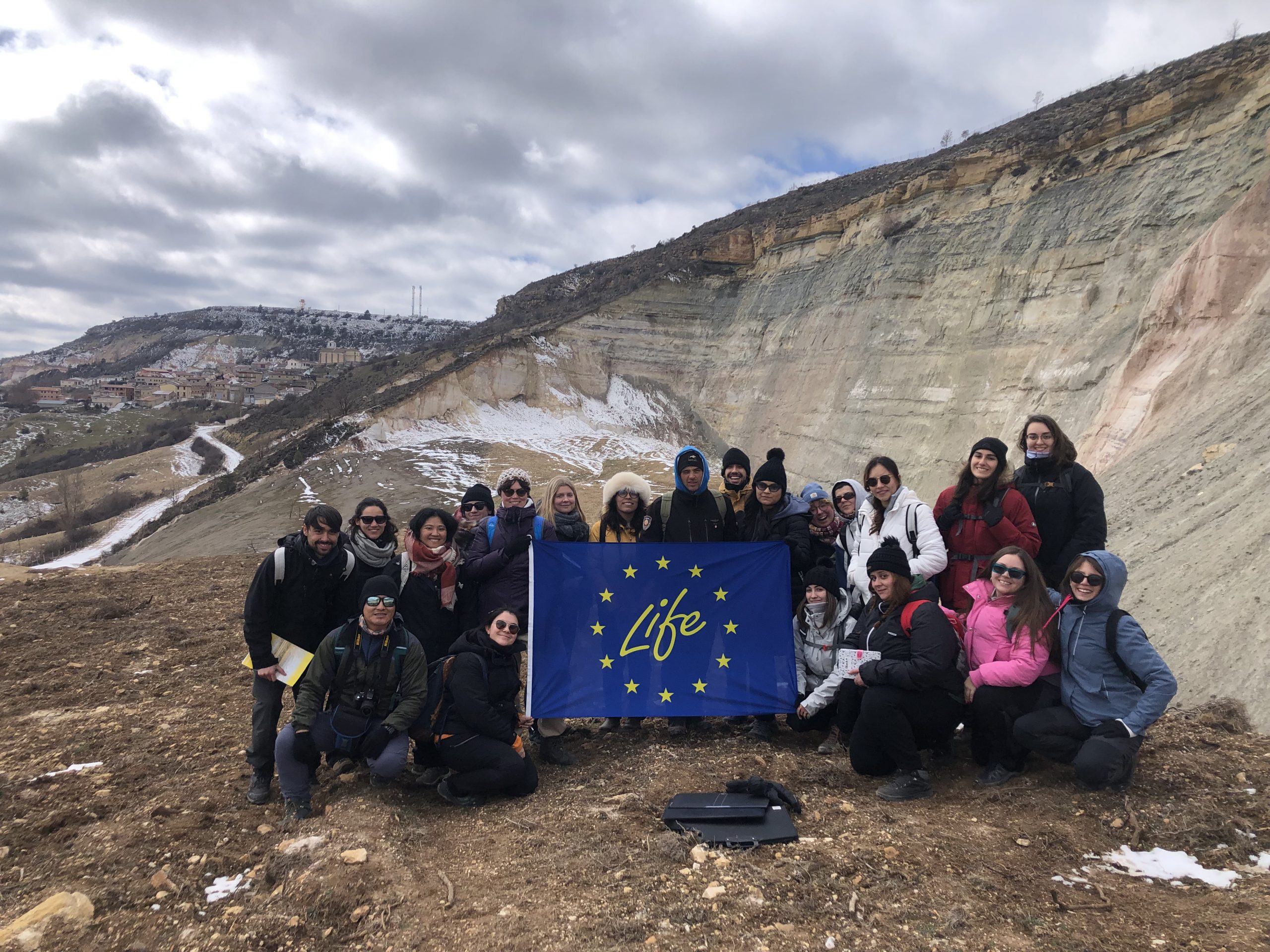 Excursion to the Santa Engracia mine by students of the Master in Environmental Geology